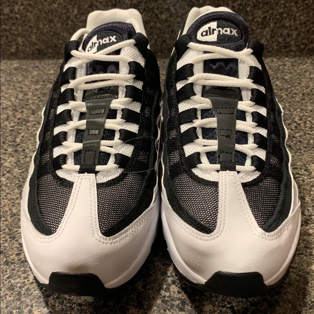 Nike Air Max 95 “Ying Yang” Pack White Black - Picture 4 of 6